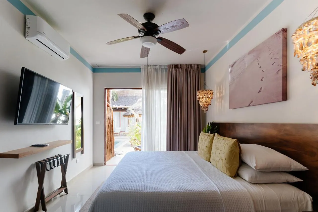 Caribena Hotel Tulum 3*,